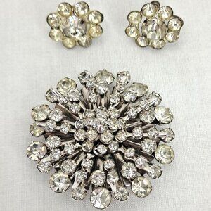 VINTAGE ATOMIC PINWHEEL CRYSTAL BROOCH w/EARRINGS ~SPARKLING RHINESTONE~ BRIGHT
